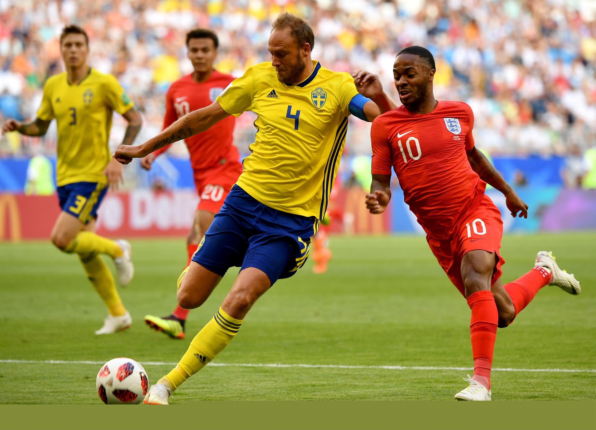 2026年世界杯抽签出炉：姆巴佩小组赛遇哈兰德，梅西与C罗或对决八强赛