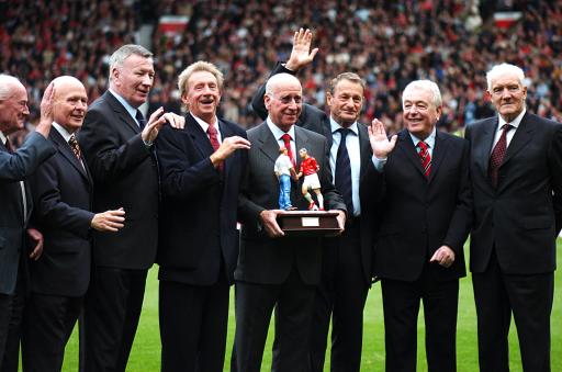 若塔曾为两队效力过，波尔图vs马竞赛前致敬若塔兄弟