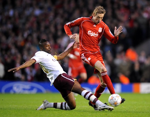 曼联vs西汉姆联前瞻：齐尔克泽重拾信心 红魔主场无惧铁锤帮