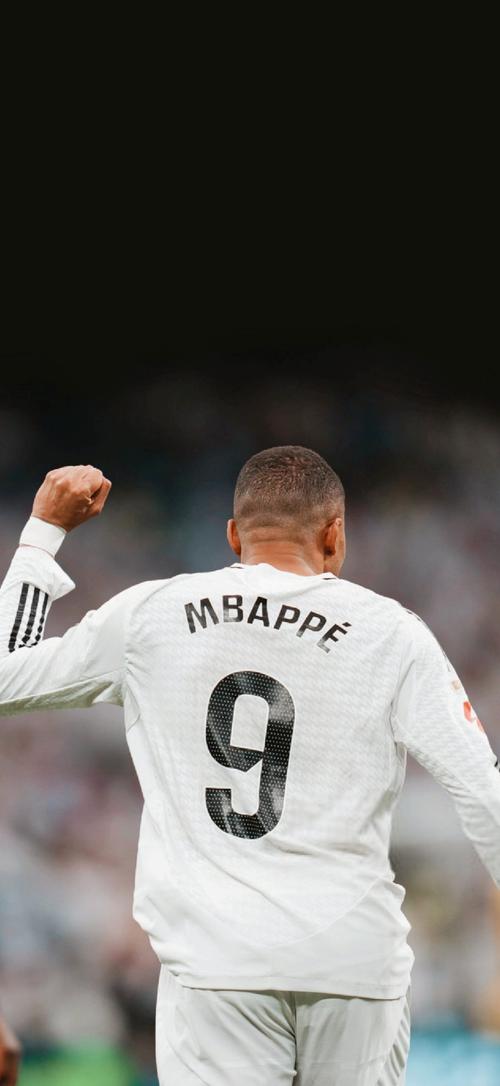 尼克斯目前客场战绩1胜5负，创2019年以来最差客场开局